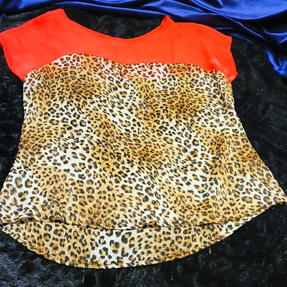 Hot Tempered Hot pink and Leopard print blouse Size XL
